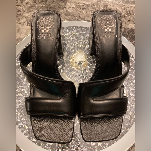 Vince Camuto Jinani Woman’s Black Leather Sandal/Mule SZ 10  3” Block Heel - Picture 1 of 16